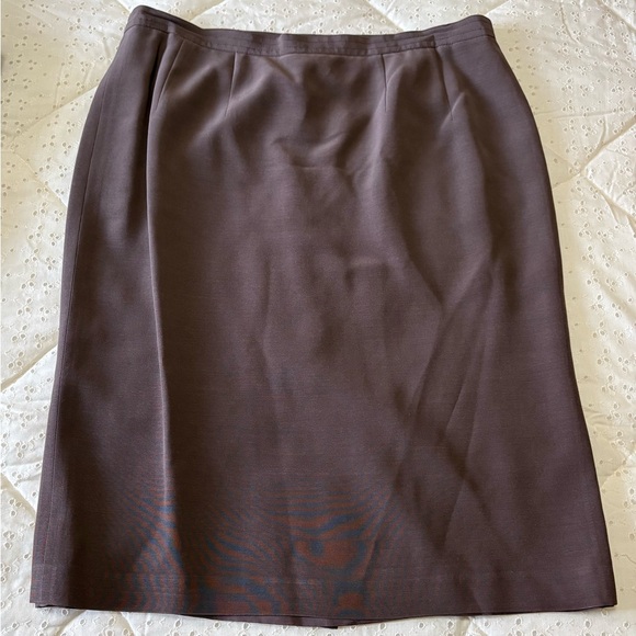 Women's Brown Lace Top and Skirt Suit Set - Picture 3 of 11